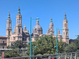 Terreno en venta en Arrabal en Zaragoza