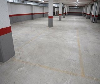 Garaje en venta en Zona Poniente en Armilla