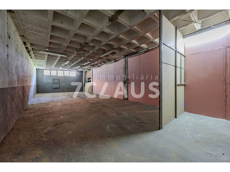 Commercial premises for rent in Andorra la Vella · 2 of 11
