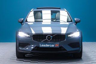Volvo V60 Cross Country  2.0 B4 (D) AWD Cross Country Pro AUTO