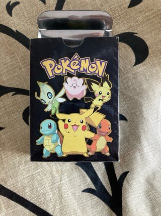 Caja Negra con 50 Cartas Pokémon