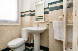 Casa adosada en venta en Crta. De la Sierra en Granada