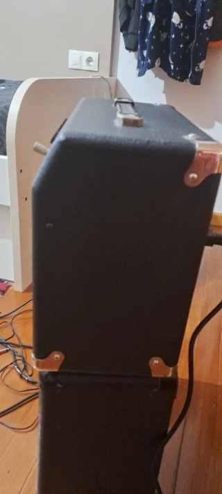 Amplificador Fender Frontman 15G
