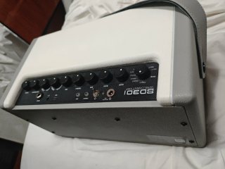 Amplificador MOOER SD30i Blanco y Gris