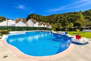 Dúplex en alquiler en Benahavís en Benahavís