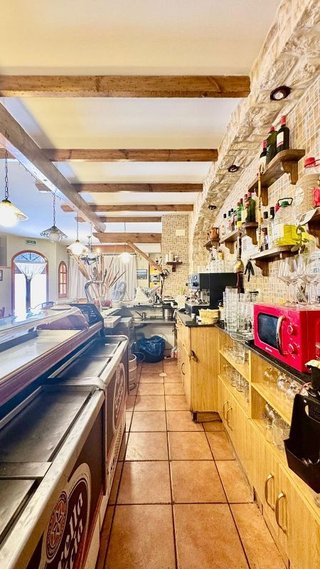Local comercial en alquiler en Plaza de Toros - Avenida Chapí - Trinquete en Elda