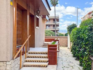 Chalet en venta en Ciudad Vergel en Elda
