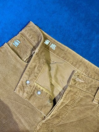 Pantalones G-Star Raw Marrones Pana. Talla S/29/28