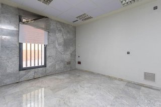Local comercial en venta en Iznalloz