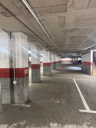 Garaje en venta en Eixample Nord – La Devesa en Girona