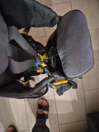 Mochila portabebés Deuter