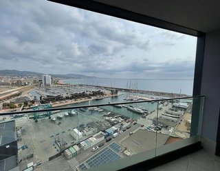 Dúplex en alquiler en Port en Badalona