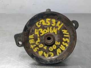 Bomba direccion NISSAN CABSTAR E
