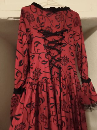Vestido Medieval Rojo y Negro