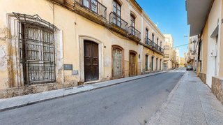 Edificio en venta en Plaza de Toros - Santa Rita en Almería