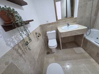 Piso en alquiler en Zona el Higuerón en Benalmádena