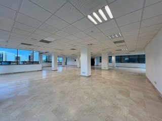 Oficina en alquiler en Zona Industrial en Alcobendas