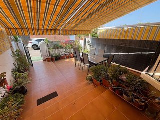 Casa adosada en venta en Centro en Torrevieja