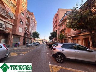 Garaje en venta en Centro Ciudad en Manises