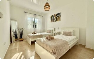 Casa adosada en alquiler en Los Naranjos en Marbella