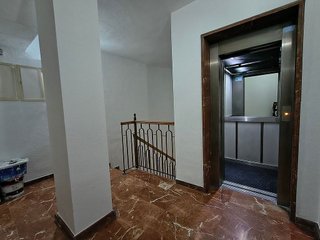 Garaje en alquiler en Benalúa en Alicante