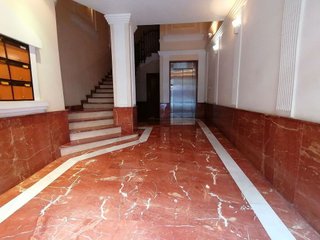 Garaje en alquiler en Benalúa en Alicante