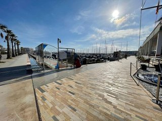 Local comercial en venta en Centro en Santa Pola