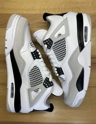 Air Jordan 4 Retro Taglia 41