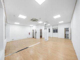 Local comercial en venta en Valderas - Los Castillos en Alcorcón