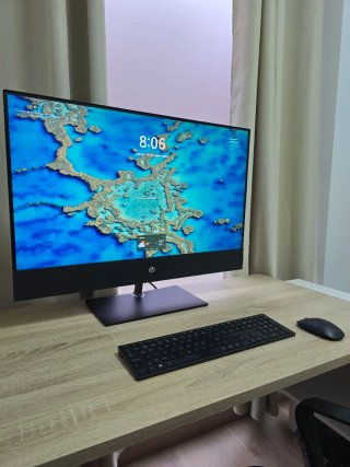 HP Pavilion 32 pulgadas 4k All-in-One PC año 2024