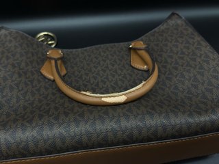 Borsa Michael Kors monogram marrone
