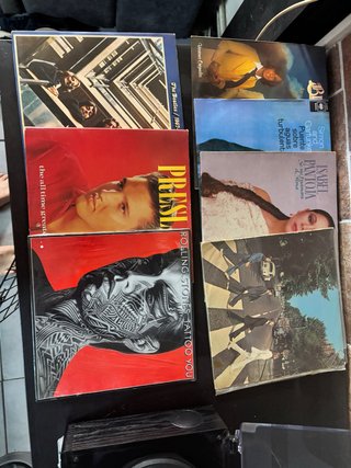 Giradischi con 7 dischi in vinile originali