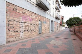 Local comercial en venta en Las Tres Cruces en Armilla