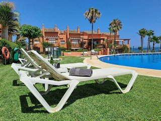Ático en alquiler en El Padrón - El Velerín - Voladilla en Estepona