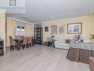 Chalet en venta en Albolote