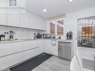 Chalet en venta en Albolote