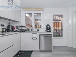 Chalet en venta en Albolote