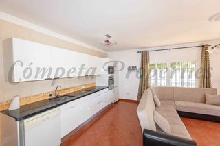 Casa rural en venta en Almijara - Capistrano - Cueva de Nerja en Nerja
