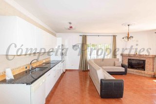 Casa rural en venta en Almijara - Capistrano - Cueva de Nerja en Nerja