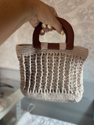 Bolso de mano crochet beige