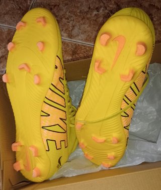 Zapatillas de fútbol Nike Amarillas Naranja