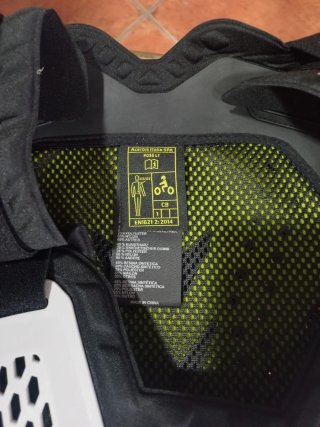 PETO MOTO PECHO ESPALDA. PROTECCIONES HOMOLOGADO