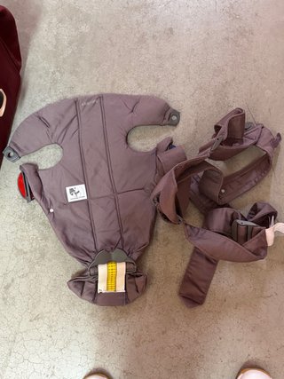 Mochila porteo Babybjörn 0-11 kg