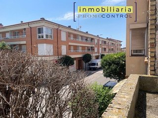 Chalet en venta en Zuera