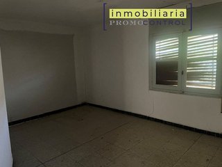 Chalet en venta en Zuera