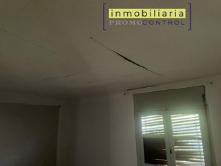 Chalet en venta en Zuera