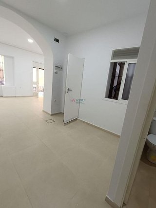 Local comercial en alquiler en Centro Histórico - Plaza España en Cádiz