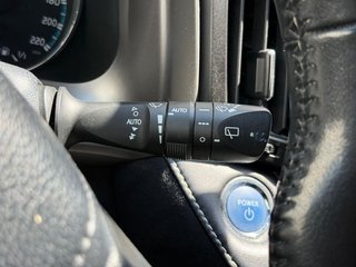Toyota Rav4 2.5l hybrid 2WD Feel!