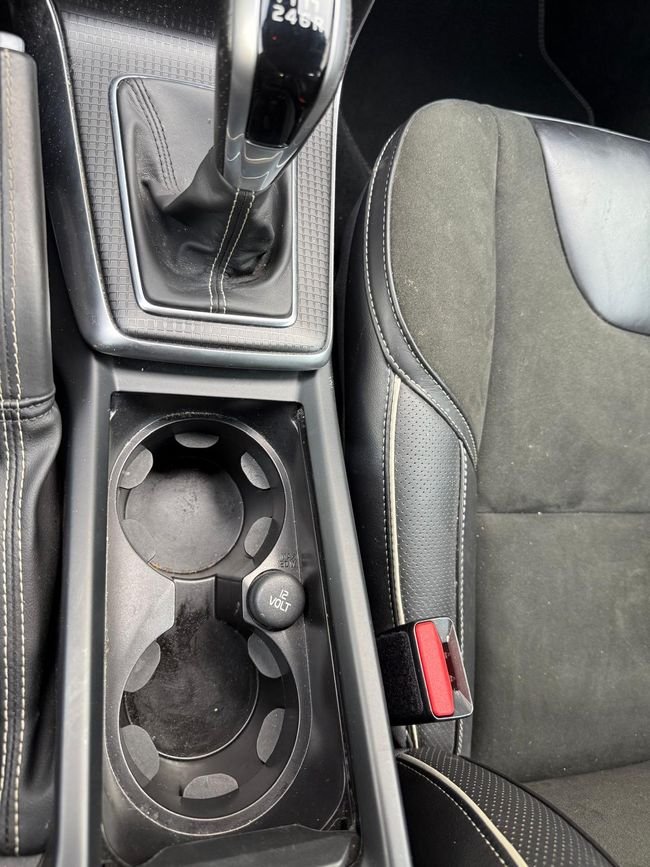 Volvo S40 2018, foto 19