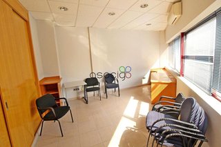 Oficina en venta en Cabanillas del Campo